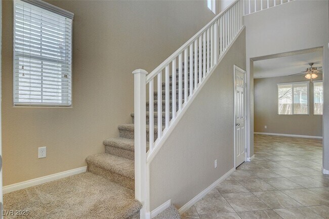 Building Photo - 10984 Sardinia Sands Dr
