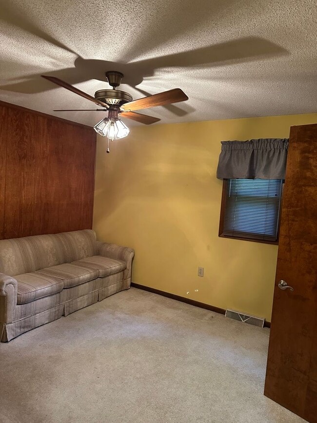 Building Photo - Home in Easley close proximity to schools!!