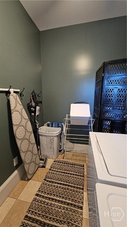 Building Photo - 14 E 41st St