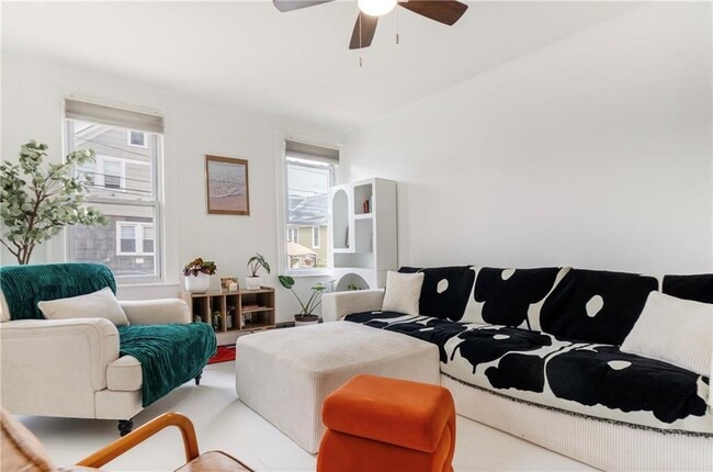 Building Photo - 3-36 Beach 88th St
