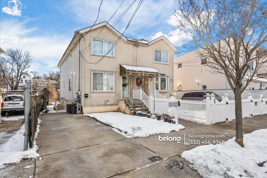 Building Photo - 18 Wayne St