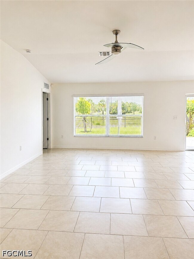 Building Photo - 4117 San Clemente Ct