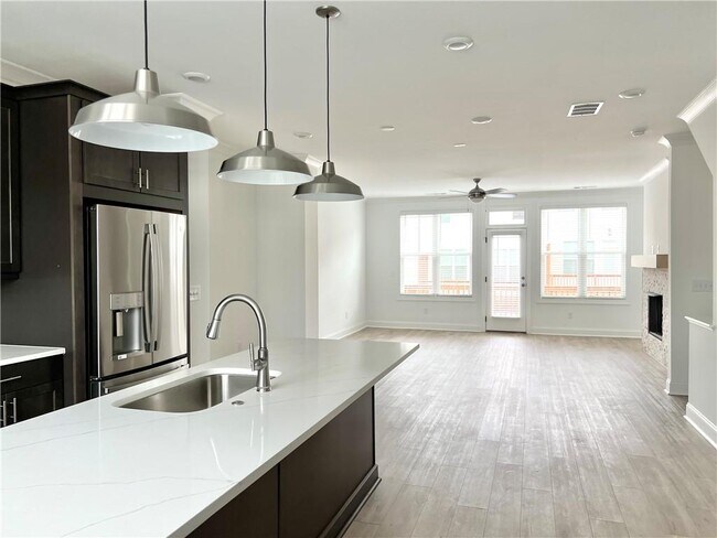 Building Photo - 1651 Wellborn Walk