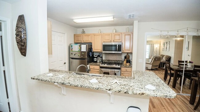 Building Photo - Charming 4BR Townhome in Panama City Beach