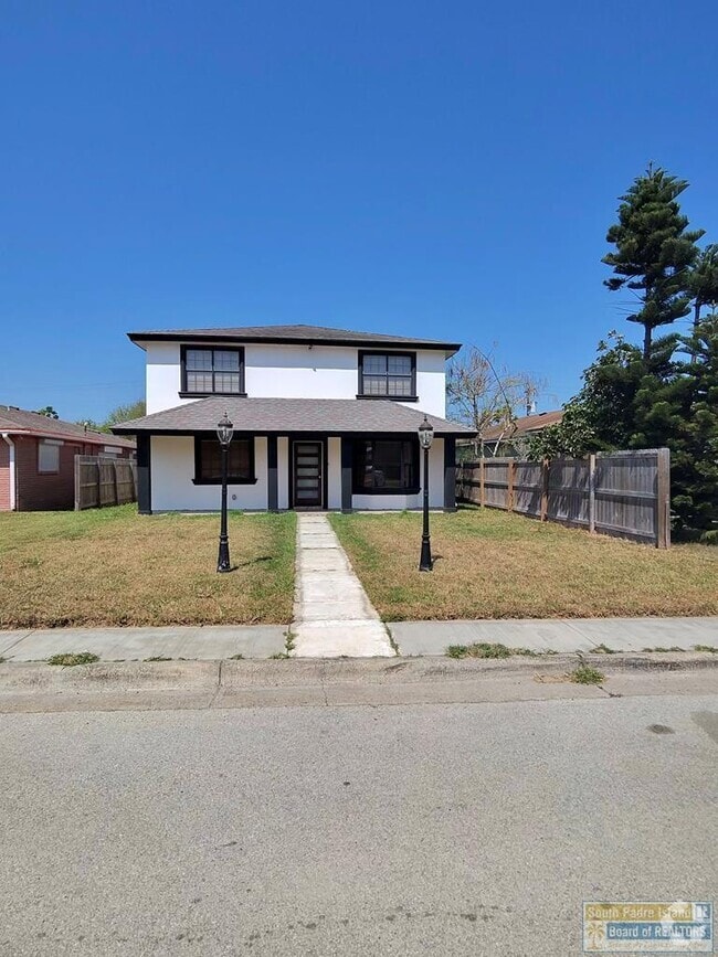 Building Photo - 1754 Illinois St