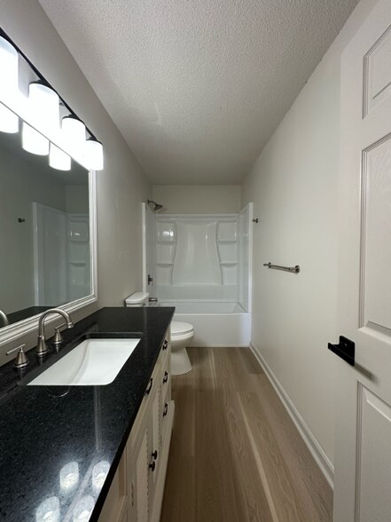 Building Photo - 8726 Millard Lee Ln