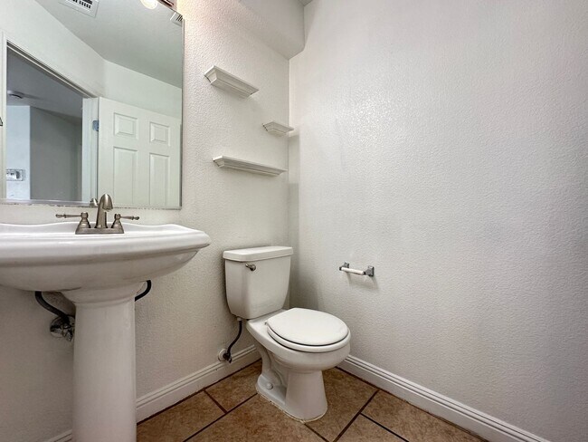 Building Photo - Lone Mountain Terraces