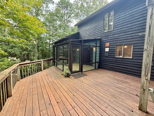 Building Photo - 67 Cliffview Dr