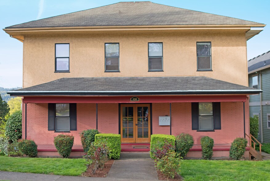 Building Photo - 8208 N Edison St