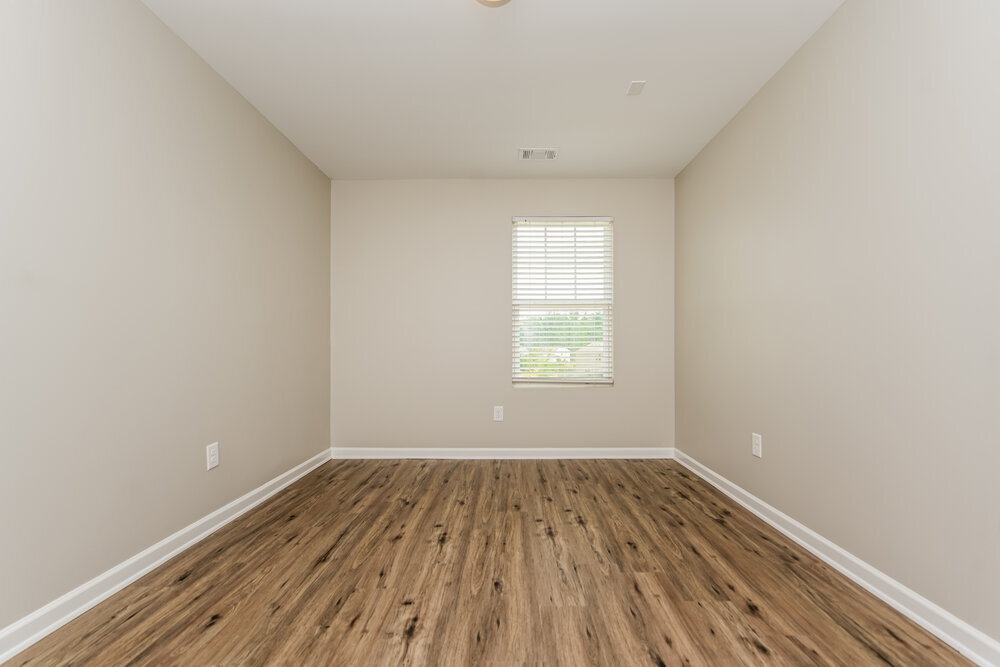 Building Photo - 1083 Cold Water Dr