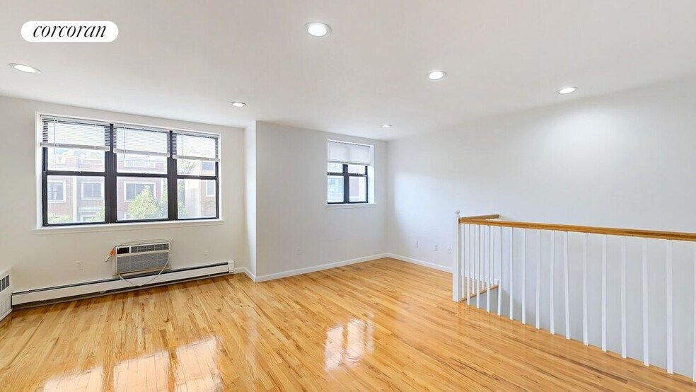 Building Photo - 107 Pulaski St