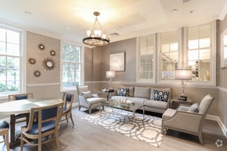 Interior Photo - Cortland Alexandria