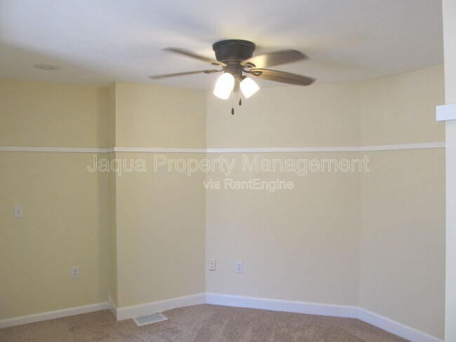 Building Photo - 6234 E V Ave