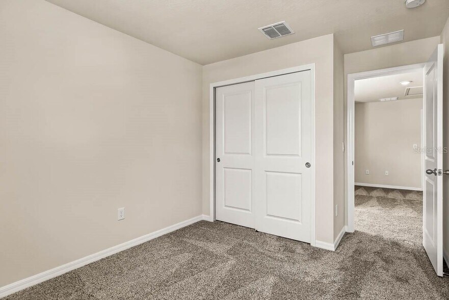 Building Photo - 2760 Chestnut Creek Pl