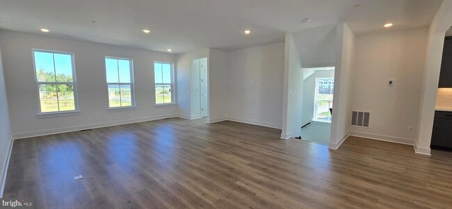 Building Photo - 1726 Blacksmith Wy