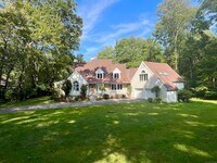 Building Photo - 314 Erskine Rd