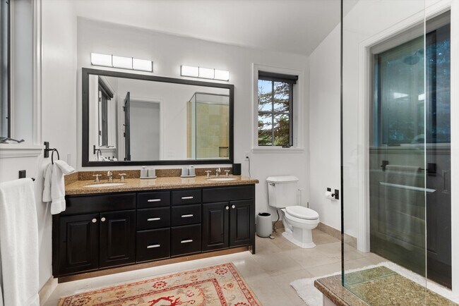 Building Photo - 289 Exhibition Ln