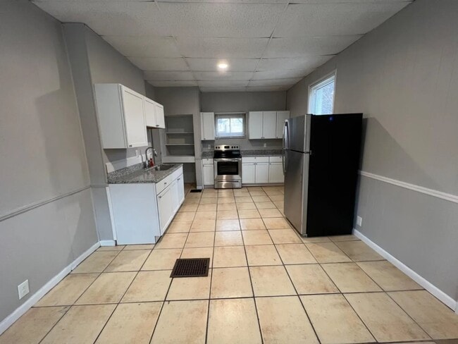 Building Photo - 1014 Parkson Pl