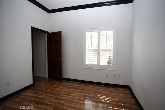 Building Photo - 1423 Pleasant Ave