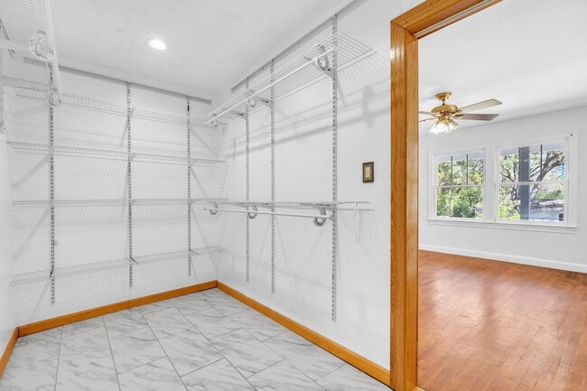 Building Photo - Charming home with large garage & attached...