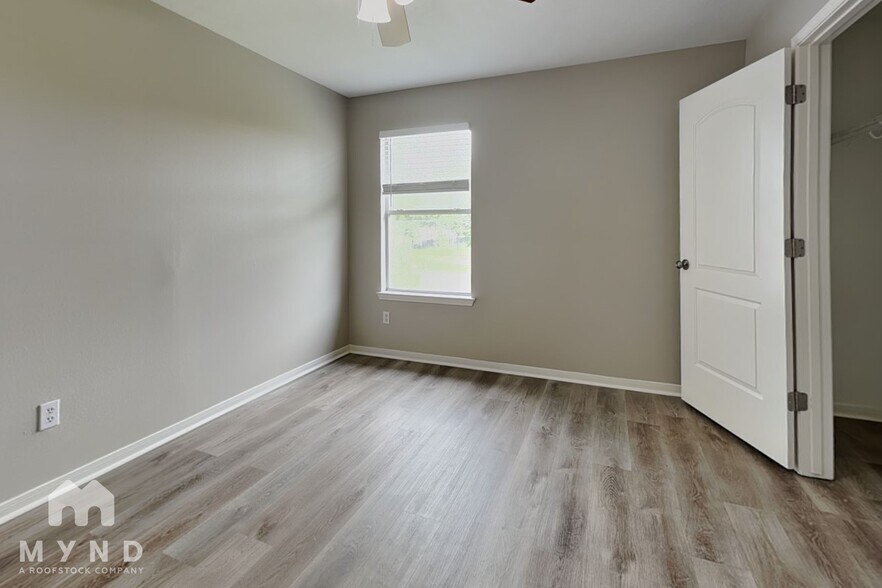 Building Photo - 11519 Sandstone Canyon Dr