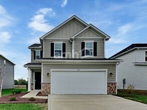 Building Photo - 9151 Henley Ave