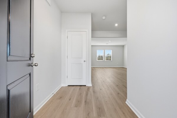 Building Photo - 3055 Visionary Dr