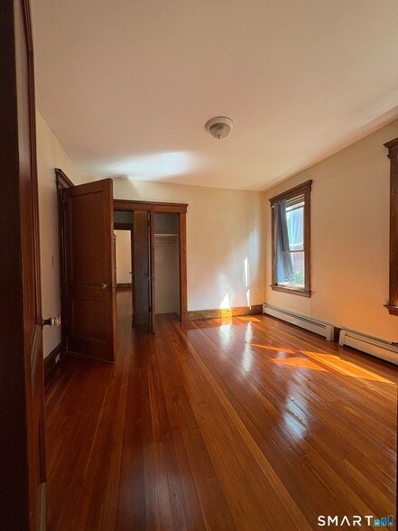Building Photo - 155 Norton St