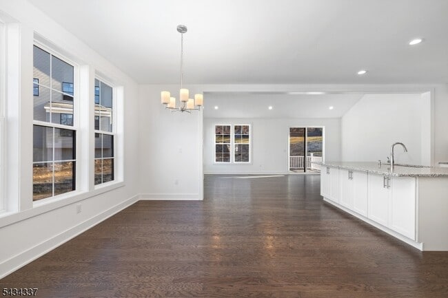 Building Photo - 45 Swenson St