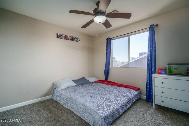 Building Photo - 6615 N 89th Ave