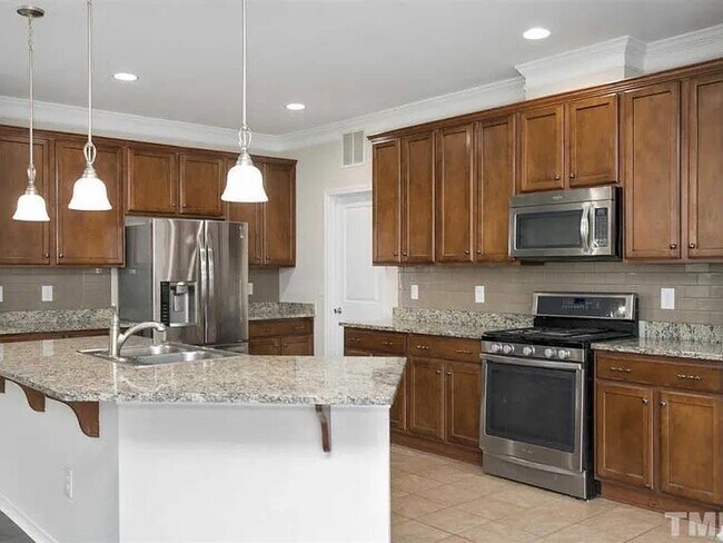 Building Photo - 5602 Black Maple Dr