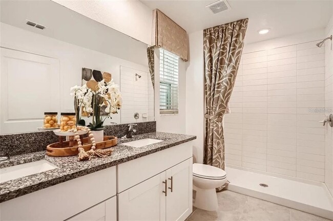 Building Photo - 8347 Crescent Oaks Dr