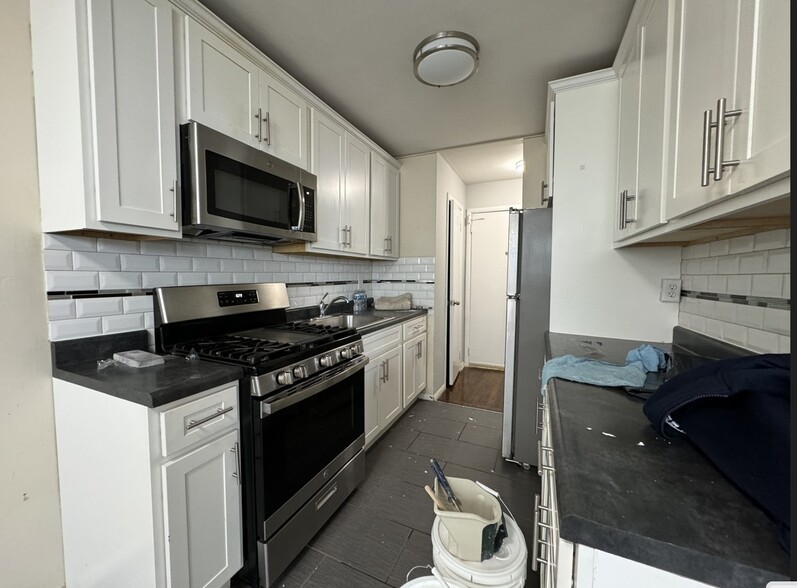 73 Western Ave 16 - 71 Western Ave