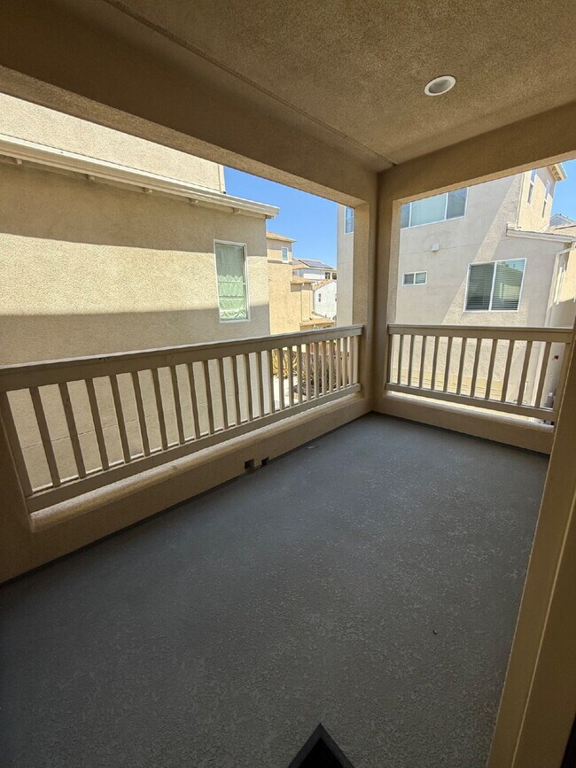 Building Photo - Bright & Spacious 3-Bedroom, 3.5-Bathroom Newark Home with Private Balcony