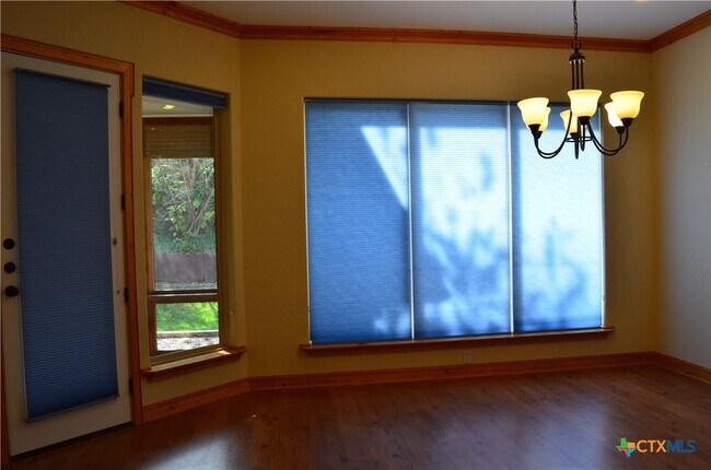 Building Photo - 1804 Iron Jacket Trail