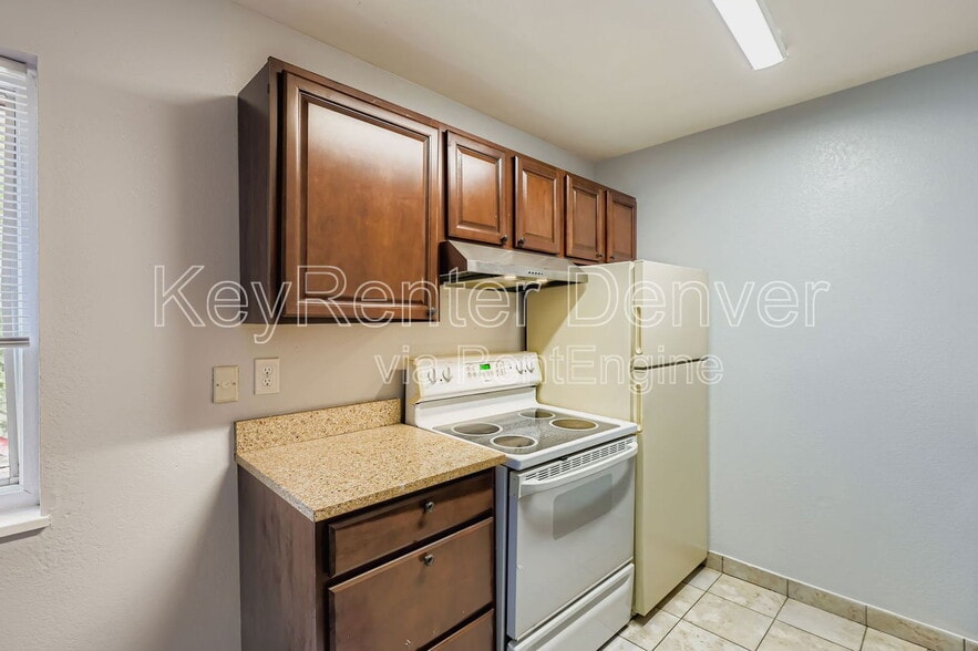 Building Photo - 2880 Eliot Cir