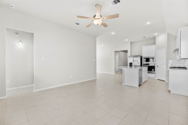 Building Photo - 415 Twilight Mdw Wy