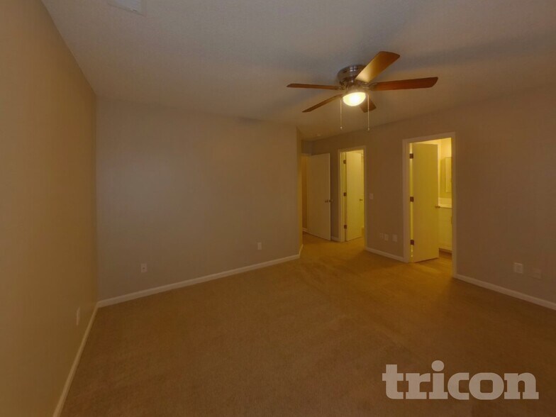 Building Photo - 22 Crimson Ct