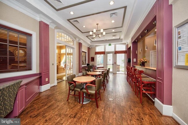 Building Photo - 519 Ensemble Ct