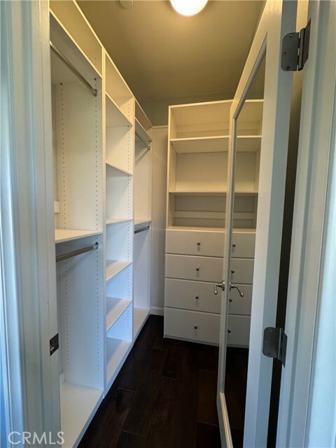 Building Photo - 80 Cipresso