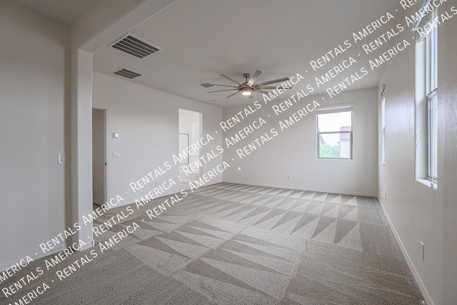 Building Photo - 21948 N 98th Dr