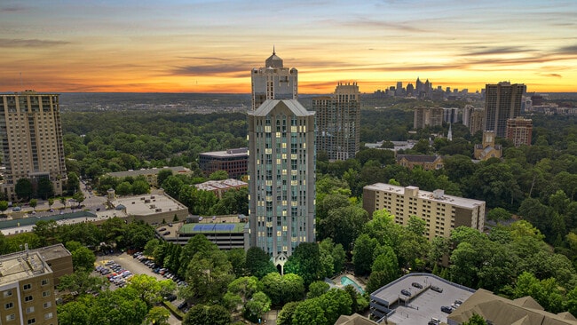 Building Photo - 2870 Pharr Ct S Northwest