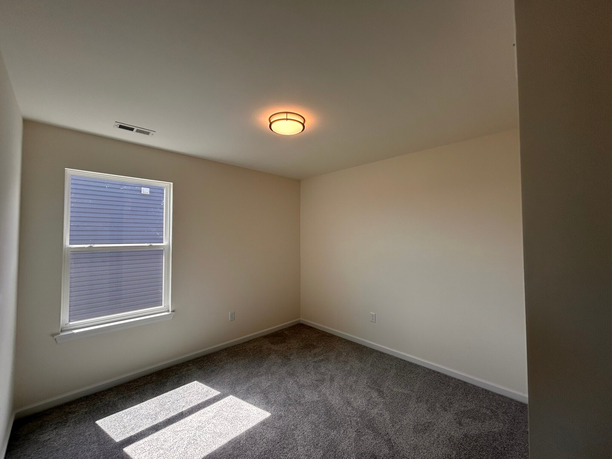 Master Bedroom - 112 Day Lily Ln