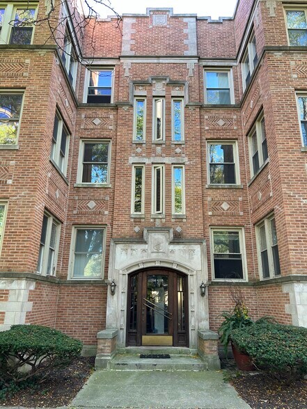 Building Photo - 116 Keeney St