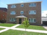 Building Photo - 9522 S 53rd Ave