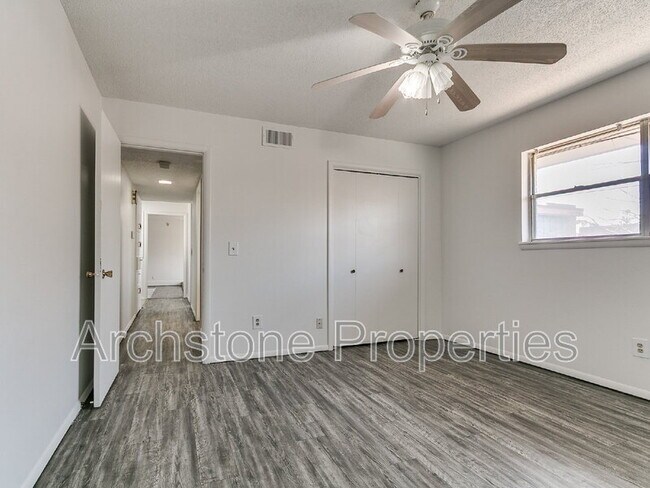 Building Photo - 4508 NW 26th St