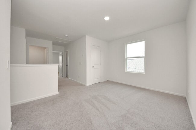 Building Photo - 18740 Lucas Michael Wy