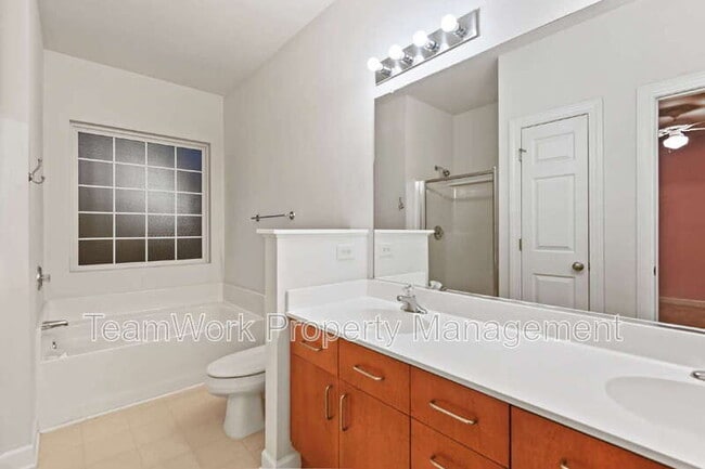Building Photo - 1505 Whitby Ln
