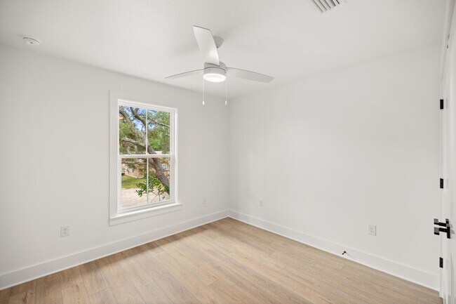 Building Photo - 1605 Beckett Blvd