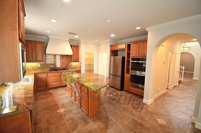 Building Photo - Mediterranean style home in prestigious gated community of San Elijo Hills | Westcliffe  community|